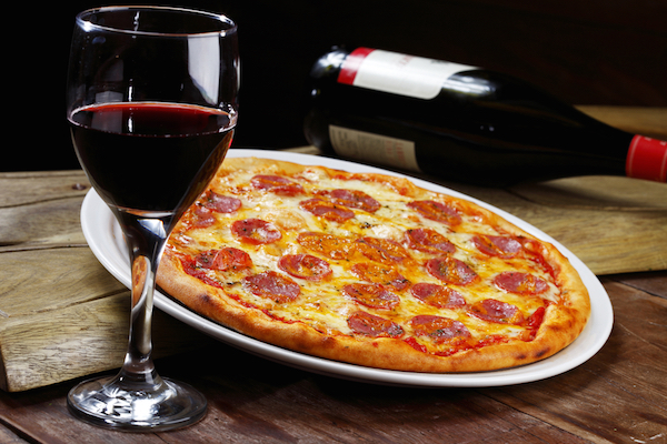 MangiaBrickOvenpizza-and-wine.jpg